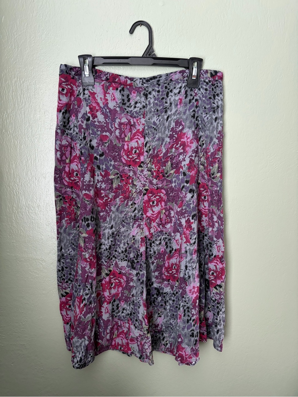 White Stag Purple Gray Floral Midi A-Line Skirt Size 8 Zipper Elastic Waist